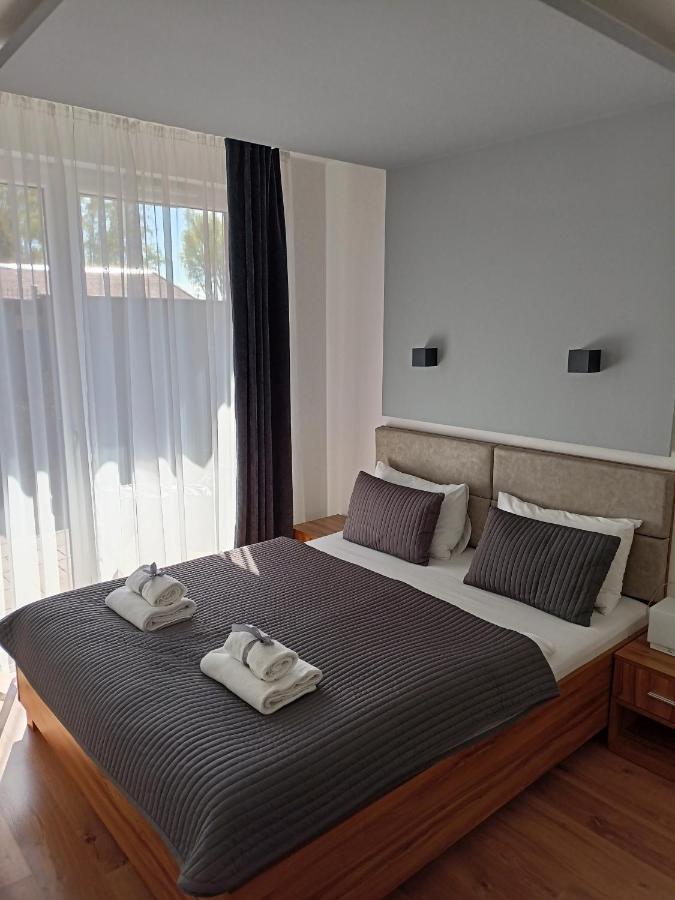 יאסטארניה Marina Plaza Apartamenty מראה חיצוני תמונה